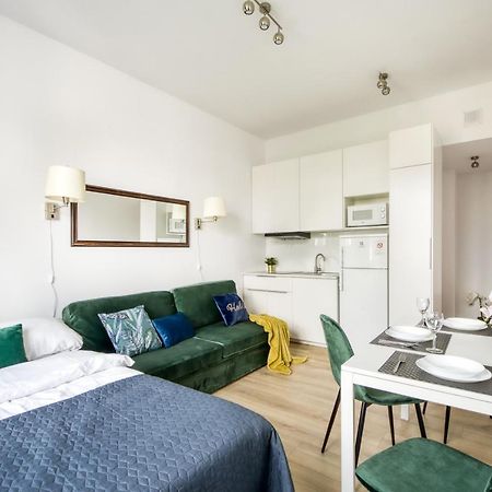 23 Unit Miniapartments Warszawa Lotnisko Okecie Fajne Ministudio Przy Bitwy Warszawskiej Varsóvia Exterior foto