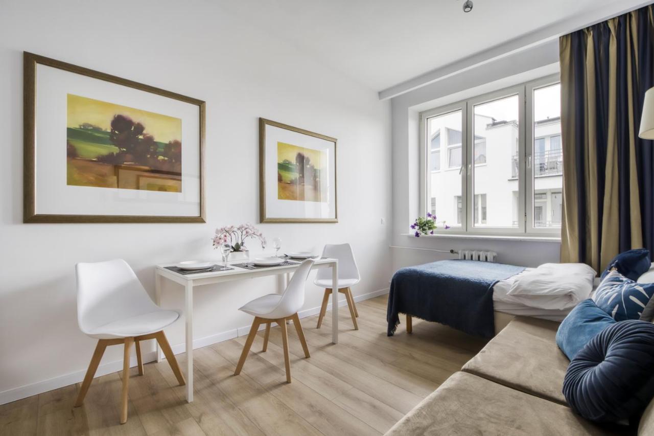 23 Unit Miniapartments Warszawa Lotnisko Okecie Fajne Ministudio Przy Bitwy Warszawskiej Varsóvia Exterior foto