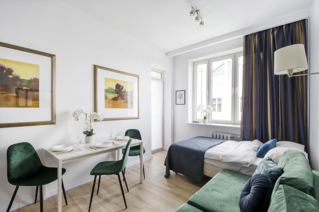 23 Unit Miniapartments Warszawa Lotnisko Okecie Fajne Ministudio Przy Bitwy Warszawskiej Varsóvia Exterior foto
